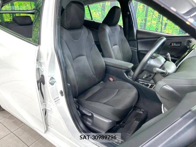 Toyota PRIUS 2019-06 351531-8