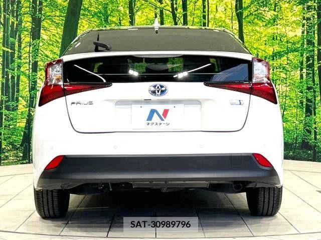 Toyota PRIUS 2019-06 351531-15