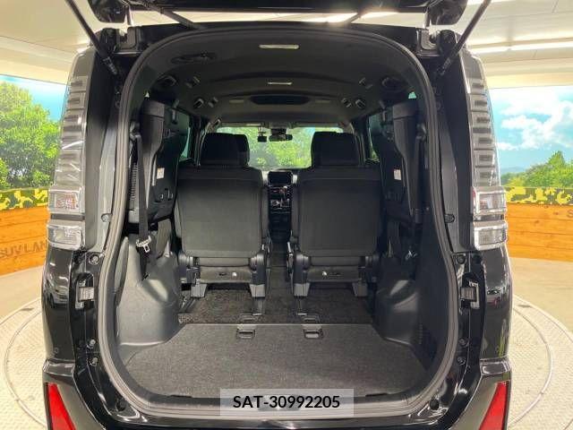 Toyota VOXY 2020-03 288965-10