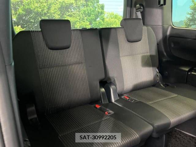 Toyota VOXY 2020-03 288965-9