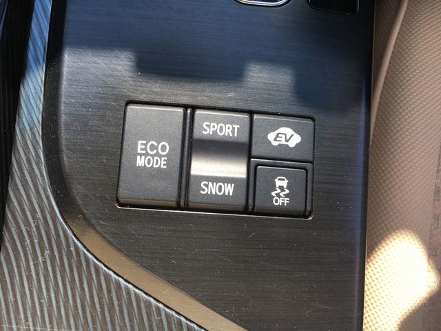 Toyota CROWN SEDAN 2009-10 23424-19