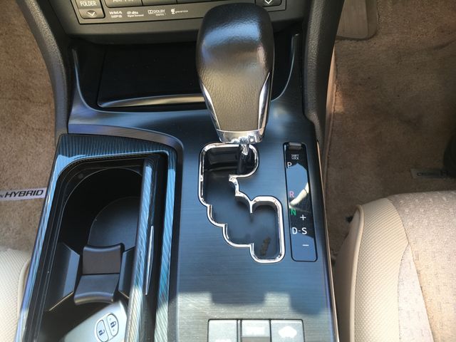 Toyota CROWN SEDAN 2009-10 23424-17