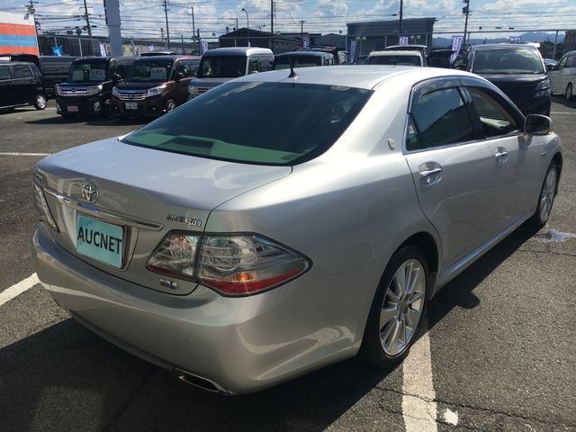 Toyota CROWN SEDAN 2009-10 23424-3