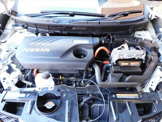 Nissan X-TRAIL 2016-09 20182-4