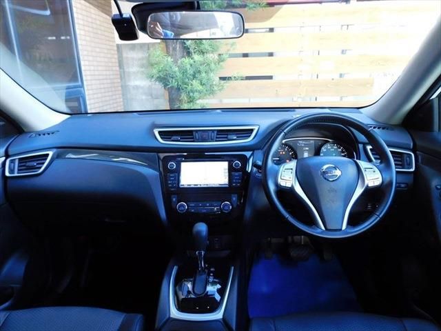 Nissan X-TRAIL 2016-09 20182-6