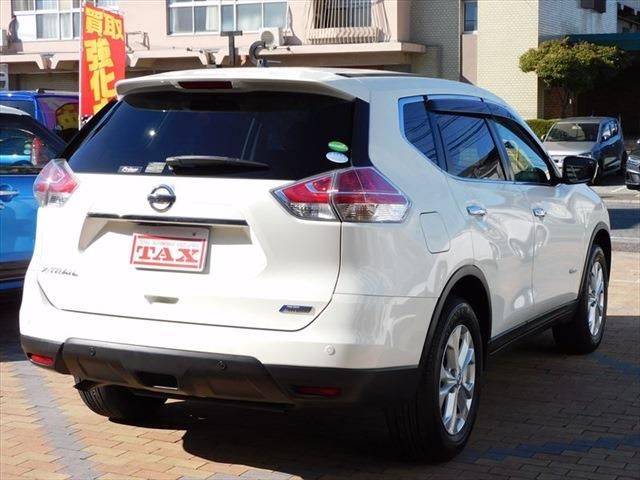 Nissan X-TRAIL 2016-09 20182-2