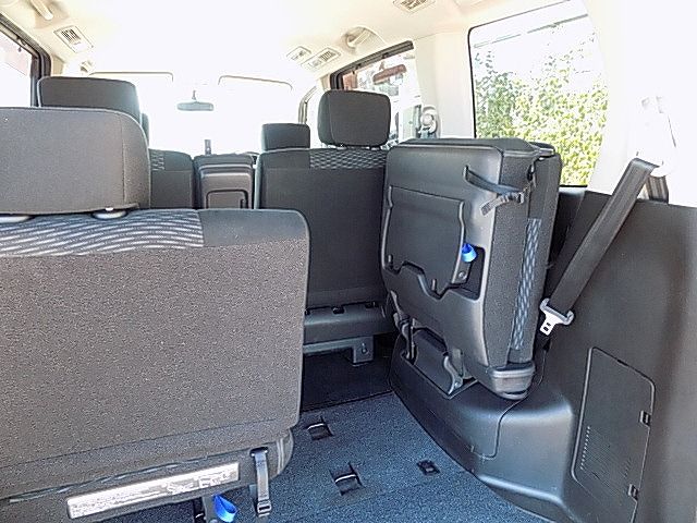 Nissan SERENA 2011-02 23264-22