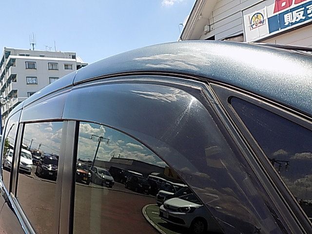 Nissan SERENA 2011-02 23264-24