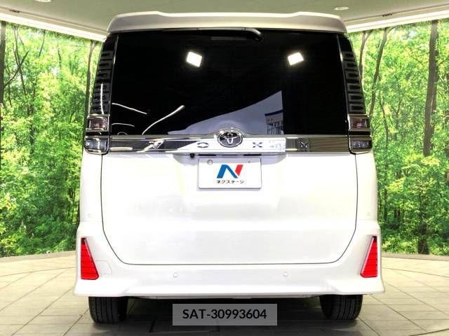 Toyota VOXY 2021-06 289067-15