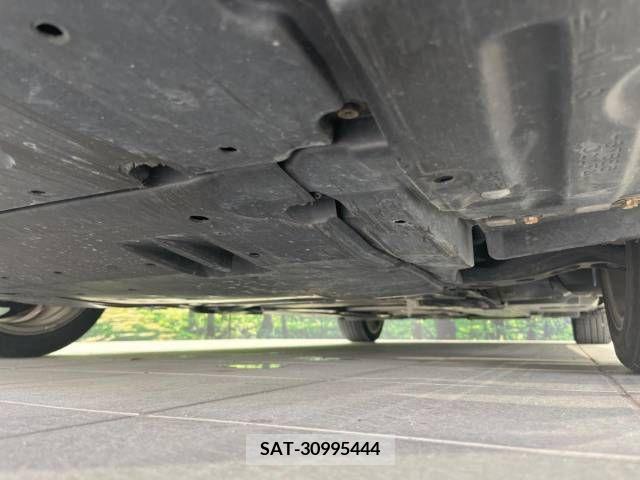 Toyota PRIUS 2016-10 322542-19