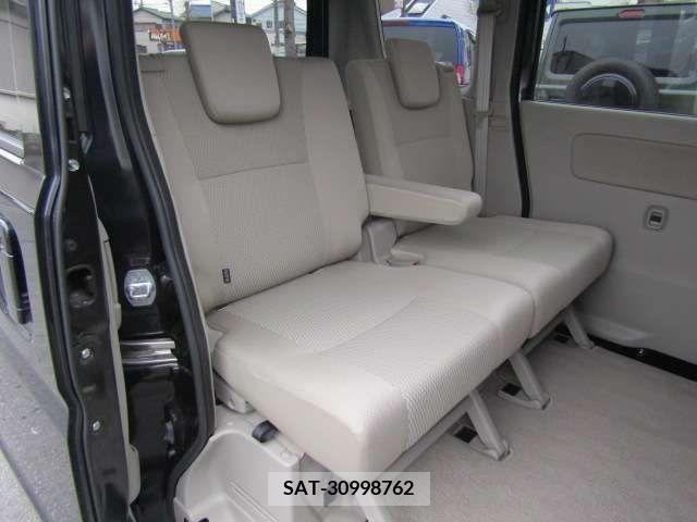 Suzuki EVERY WAGON 2021-04 241338-19