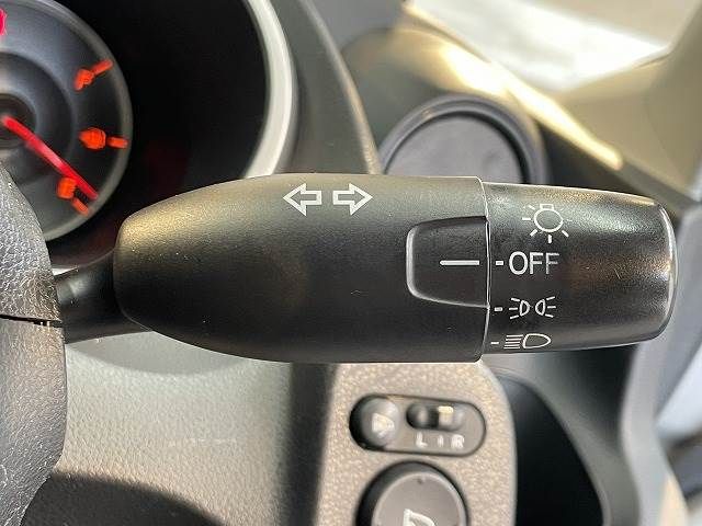 Honda FIT 2009-03 188438-14