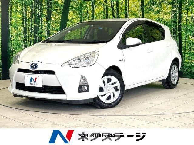 Toyota AQUA 2013-09 314172-0
