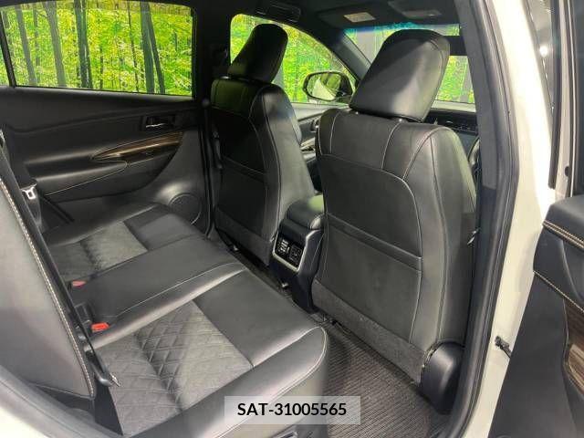 Toyota HARRIER 2016-06 330649-9