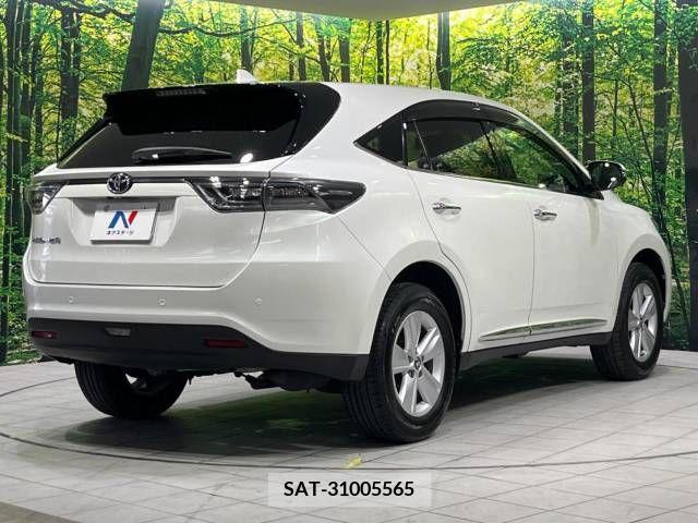 Toyota HARRIER 2016-06 330649-17