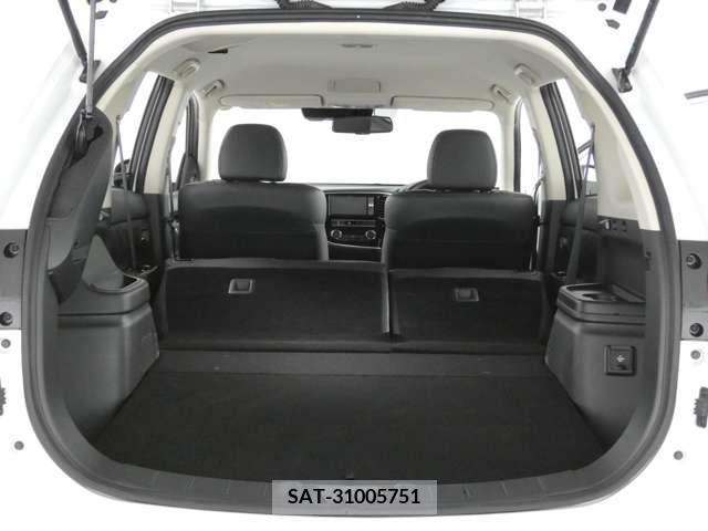 Mitsubishi OUTLANDER PHEV 2018-09 281141-8