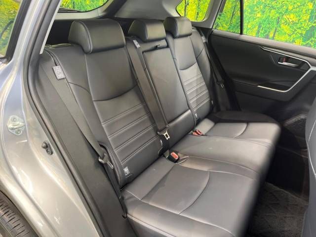 Toyota RAV4 2019-01 183816-9