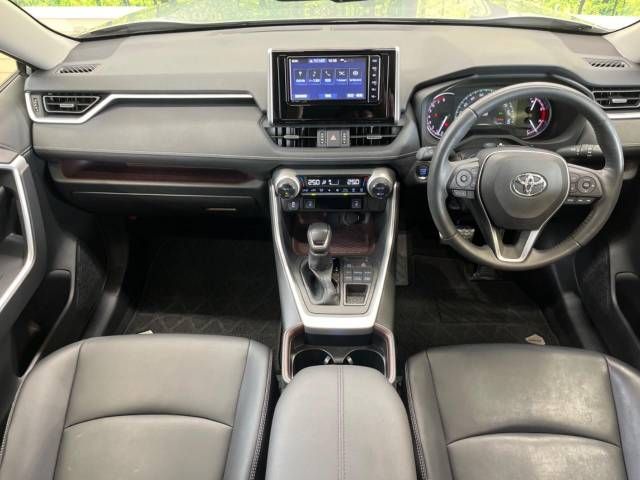 Toyota RAV4 2019-01 183816-1