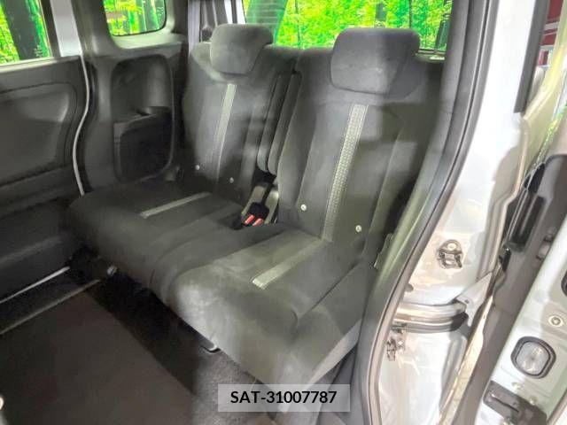 Honda N BOX CUSTOM 2023-05 331164-9