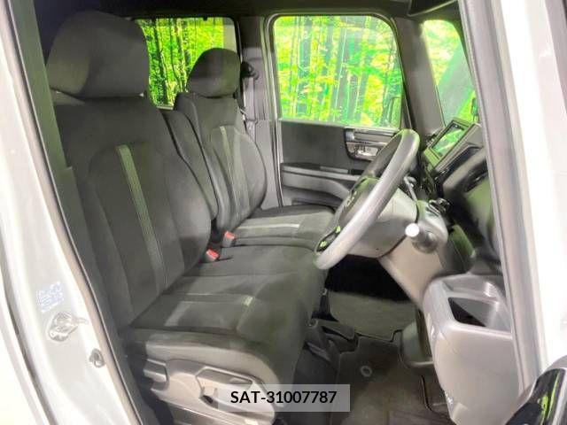 Honda N BOX CUSTOM 2023-05 331164-8
