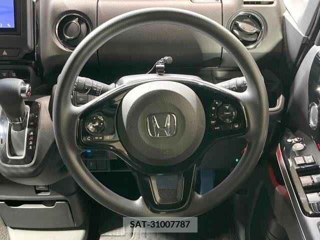 Honda N BOX CUSTOM 2023-05 331164-11