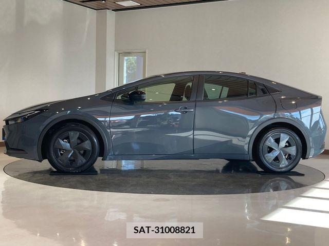 Toyota PRIUS 2023-05 322659-1