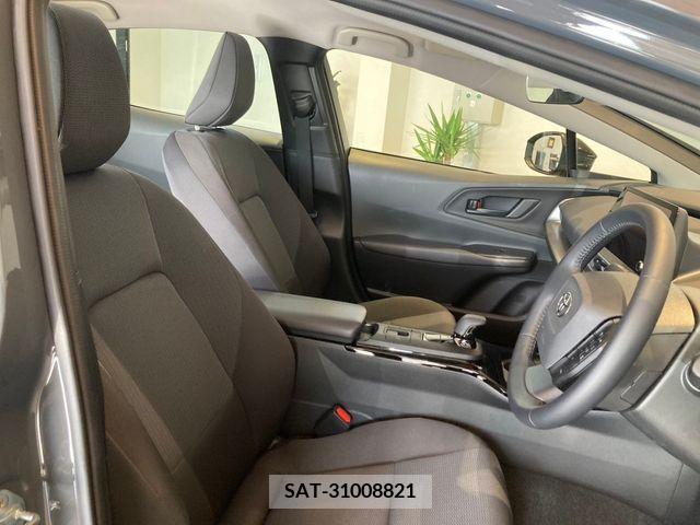 Toyota PRIUS 2023-05 322659-11