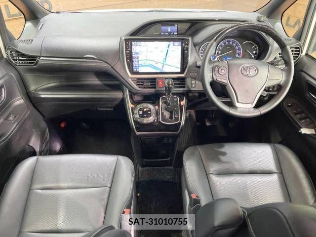 Toyota ESQUIRE 2015-02 209168-1