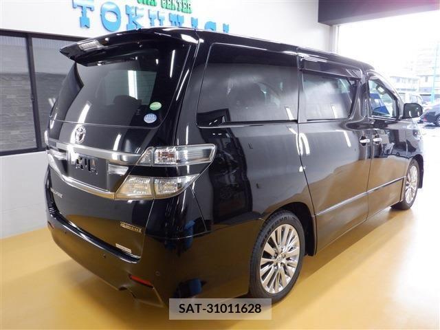 Toyota VELLFIRE 2014-01 251855-2