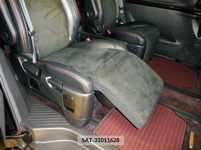 Toyota VELLFIRE 2014-01 251855-6