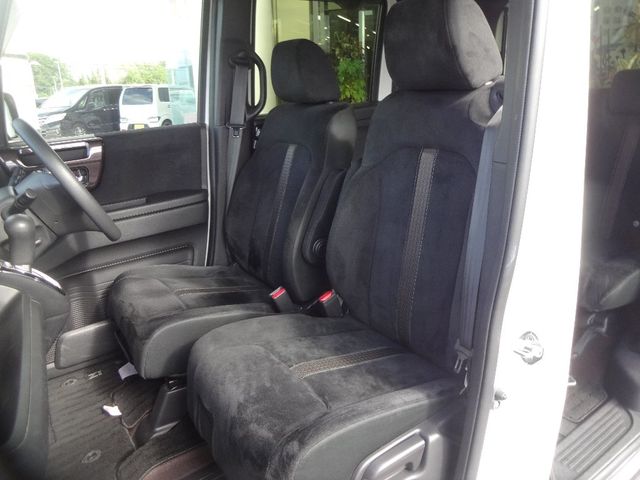 Honda N BOX CUSTOM 2018-10 12990-9