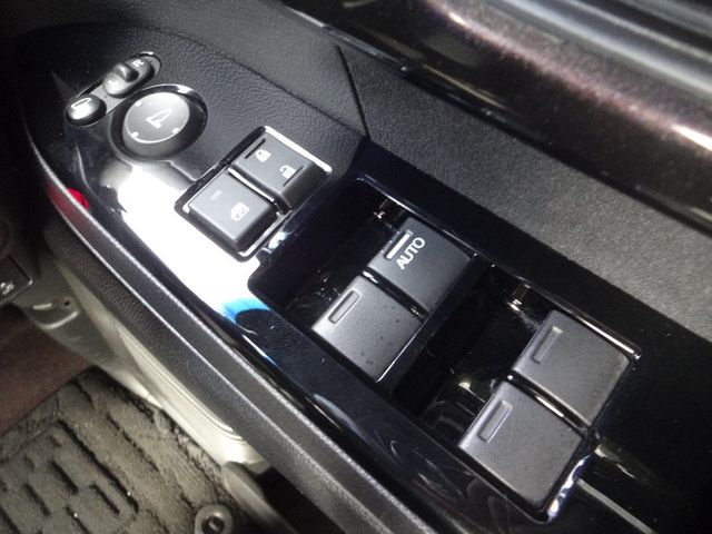 Honda N BOX CUSTOM 2018-10 12990-22