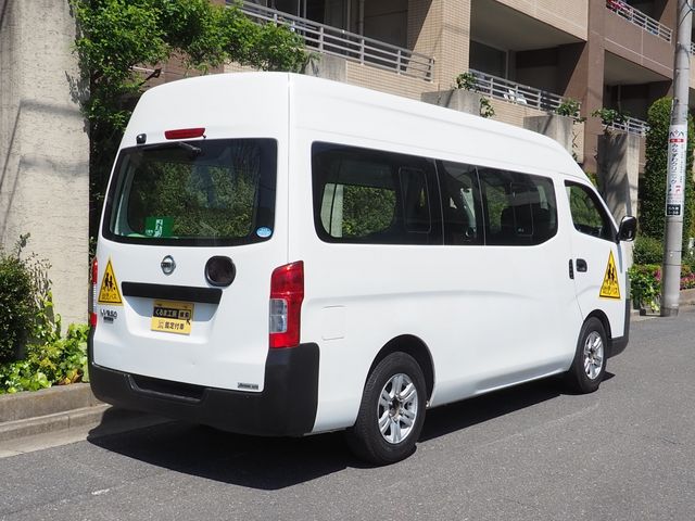 Nissan NV350 Caravan 2014-02 3898-15