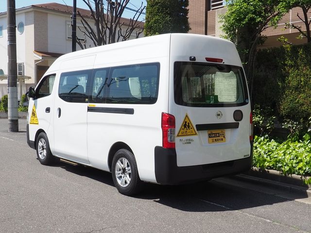 Nissan NV350 Caravan 2014-02 3898-12