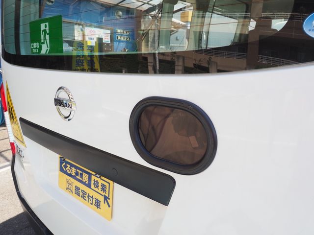 Nissan NV350 Caravan 2014-02 3898-18