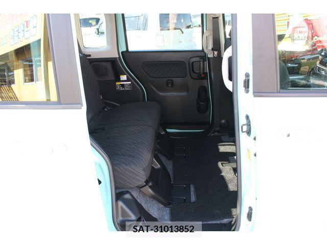 Suzuki SPACIA 2017-05 222427-15