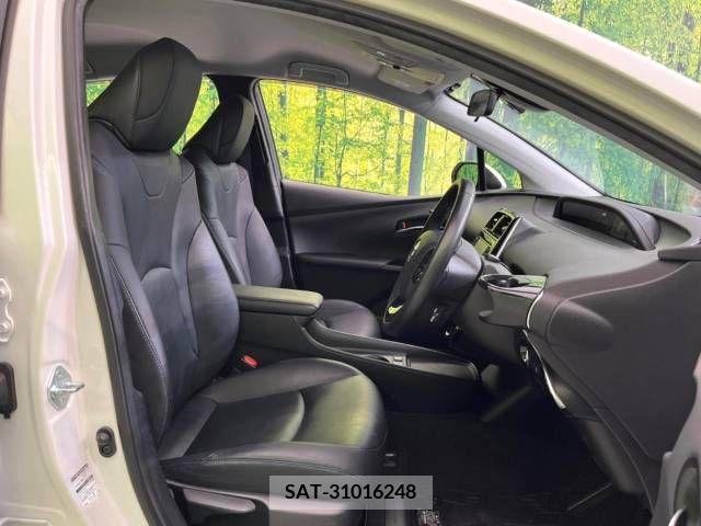 Toyota PRIUS 2019-03 281949-9