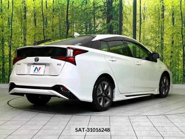 Toyota PRIUS 2019-03 281949-17