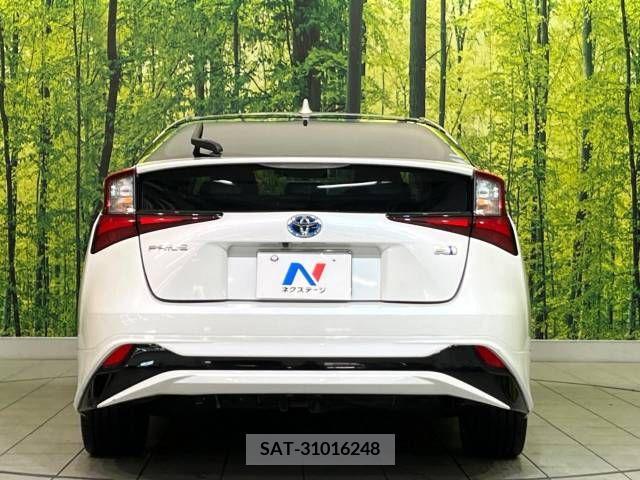 Toyota PRIUS 2019-03 281949-15
