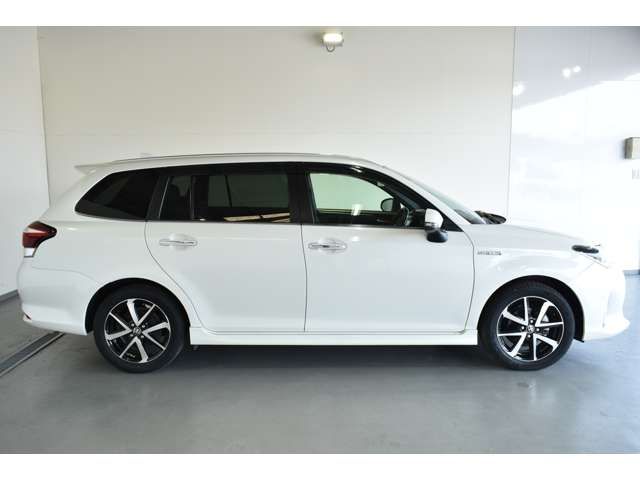 Toyota COROLLA FIELDER 2017-11 5591-14