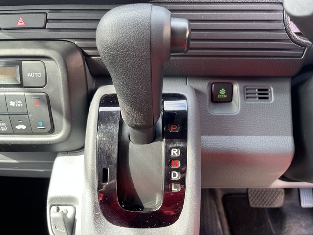 Honda N-VAN 2018-11 1196-14