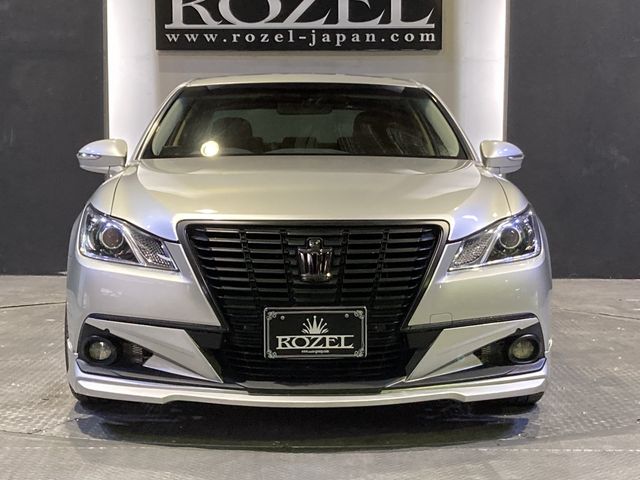 Toyota CROWN SEDAN 2013-01 8096-6