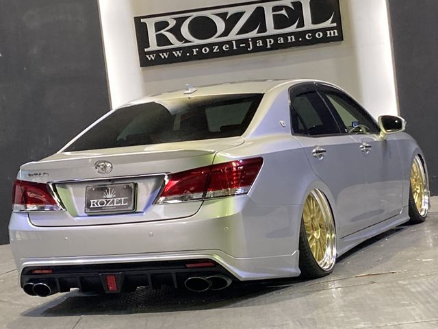 Toyota CROWN SEDAN 2013-01 8096-14