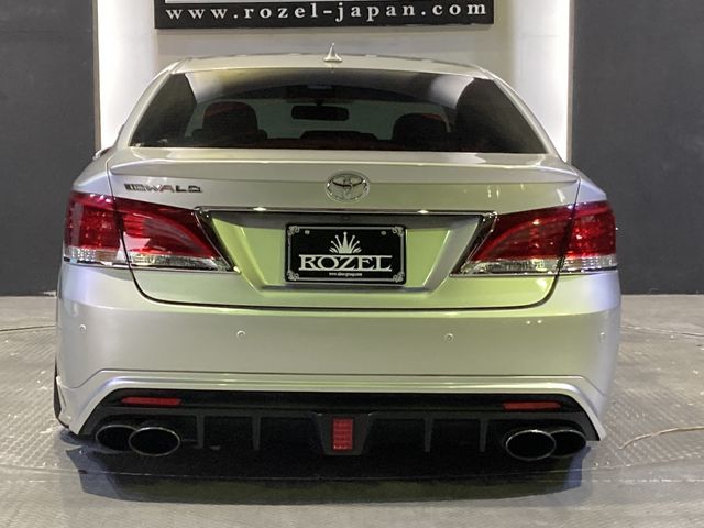 Toyota CROWN SEDAN 2013-01 8096-12