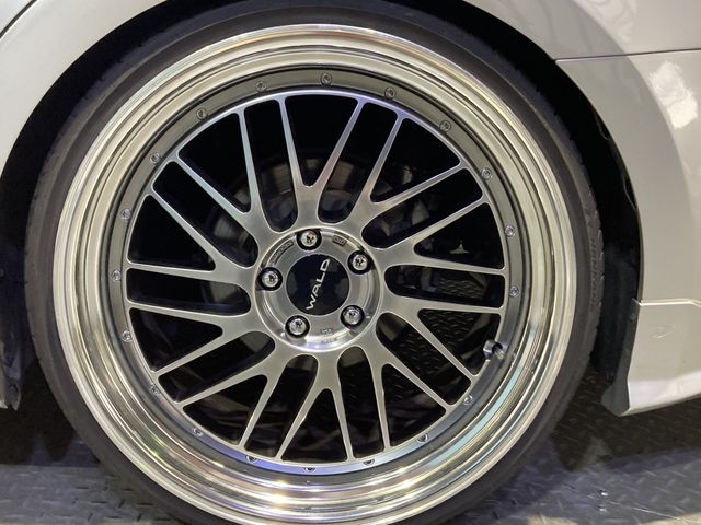 Toyota CROWN SEDAN 2013-01 8096-15