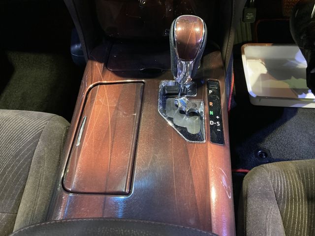 Toyota CROWN SEDAN 2013-01 8096-17