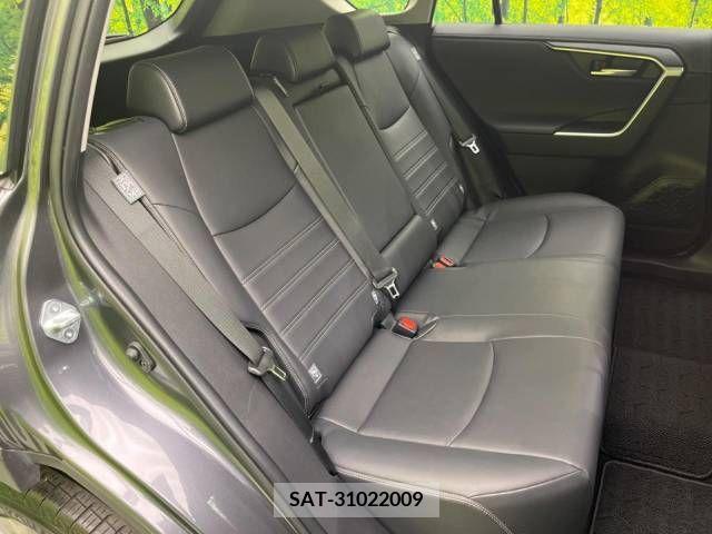 Toyota RAV4 2019-07 282745-10