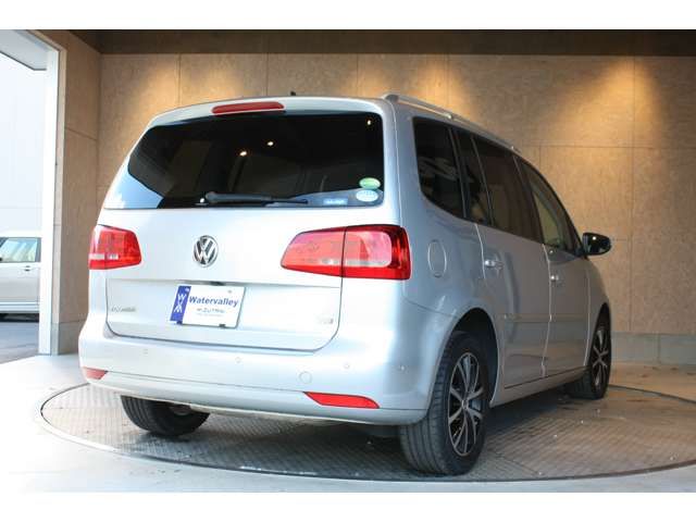 VolksWagen GOLF TOURAN 2015-05 6576-4