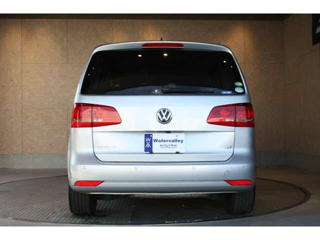 VolksWagen GOLF TOURAN 2015-05 6576-7