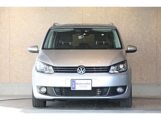 VolksWagen GOLF TOURAN 2015-05 6576-6